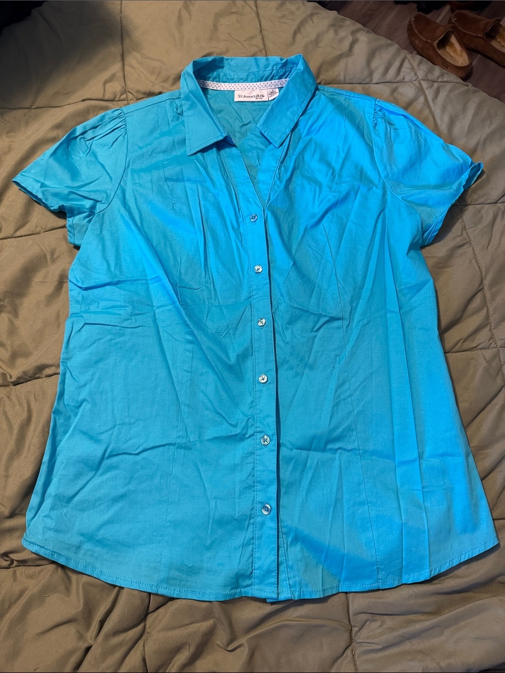 St. John's Bay Women's Short-Sleeve Button-Down Shirt in Bright Turquoise